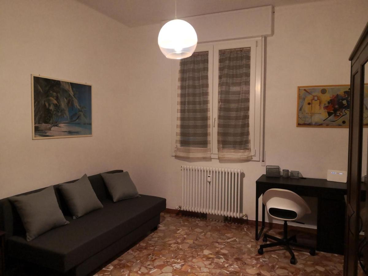 Appartamento Trilocale Alla Lunetta Bologna Esterno foto