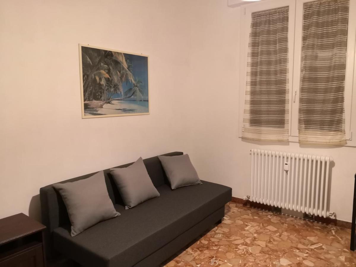 Appartamento Trilocale Alla Lunetta Bologna Esterno foto