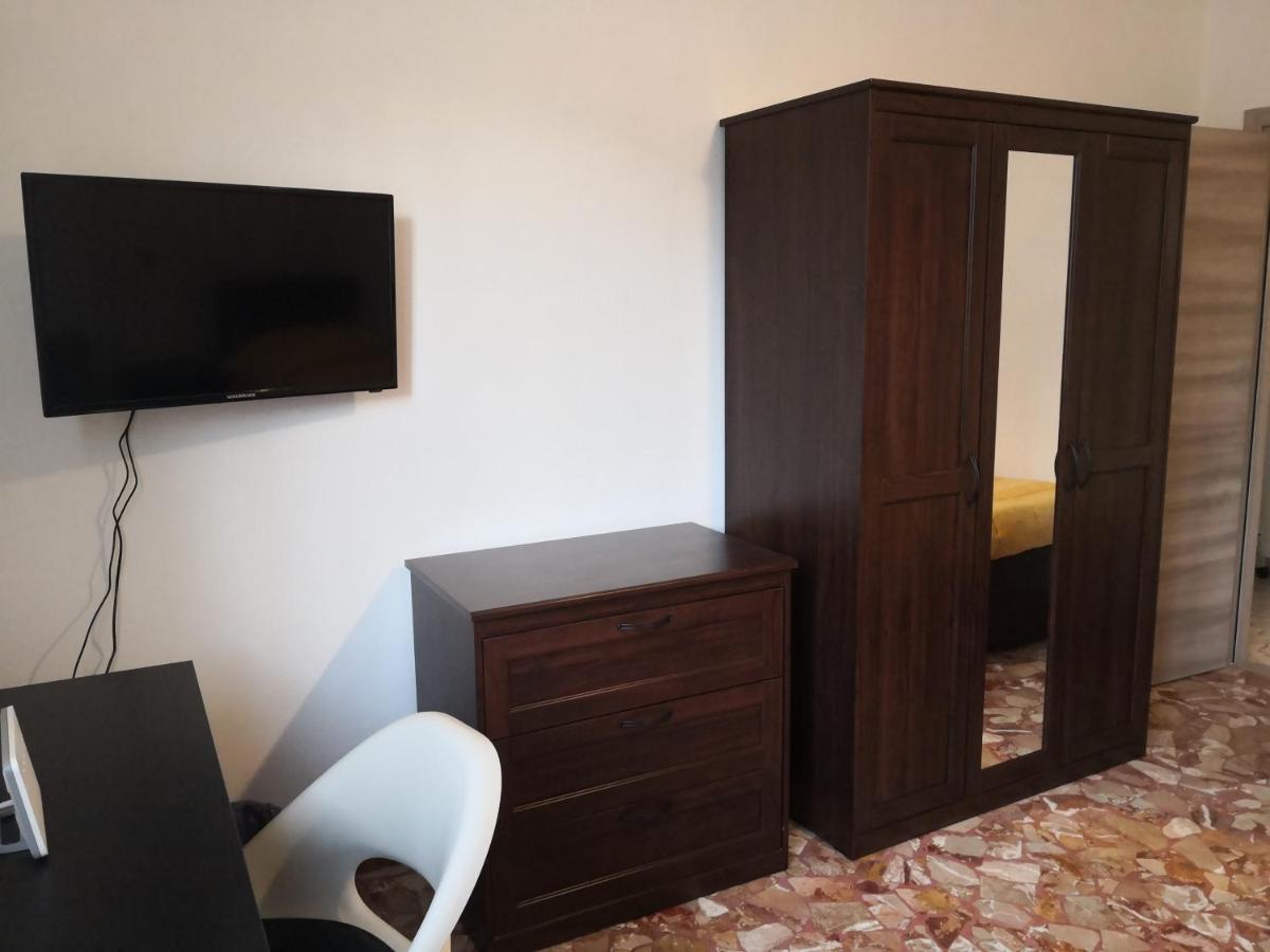 Appartamento Trilocale Alla Lunetta Bologna Esterno foto